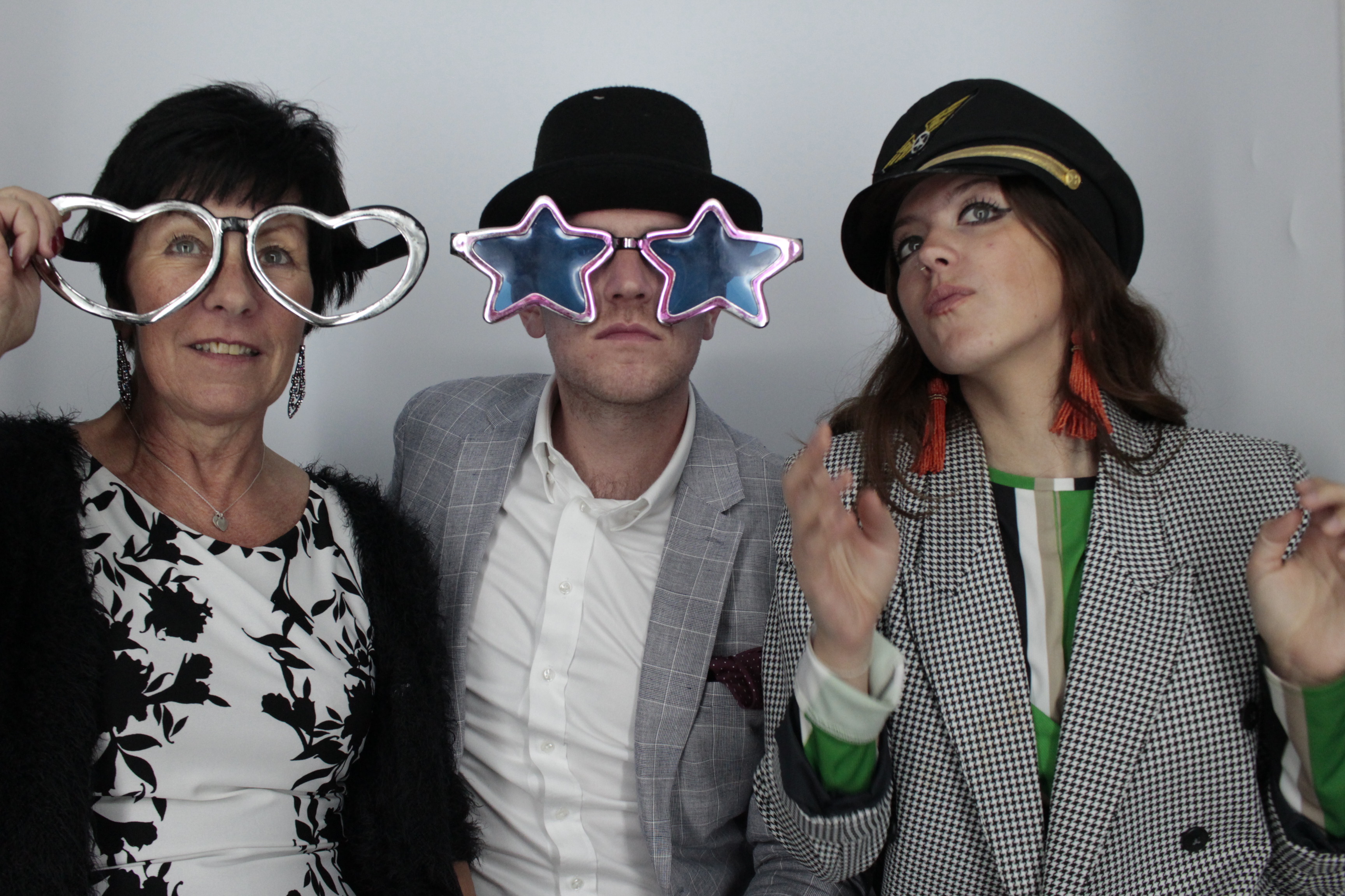 Andrew and Lynsey's Wedding | View more photos from the event at gallery.myphotoboothexperience.co.uk/u/MyPhotoBoothExperienceLtd/Andrew-and-Lynseys-Wedding
